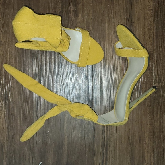 DaVanck Women's High Thin Heel Ankle Big Bowknot Sandals Yellow Size 40 = USA 9 - Picture 2 of 11